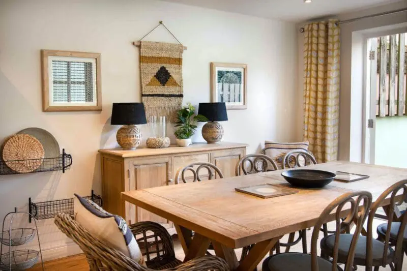 nice house with a dining table