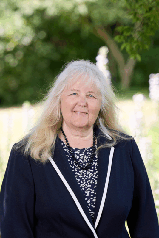 Annie Salcombe & South Hams Host