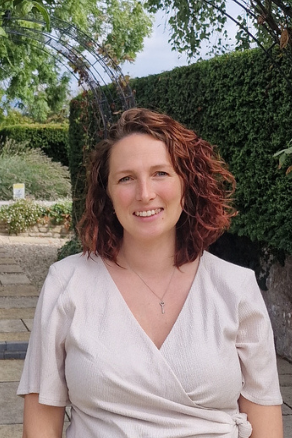 Host Emma Dorset