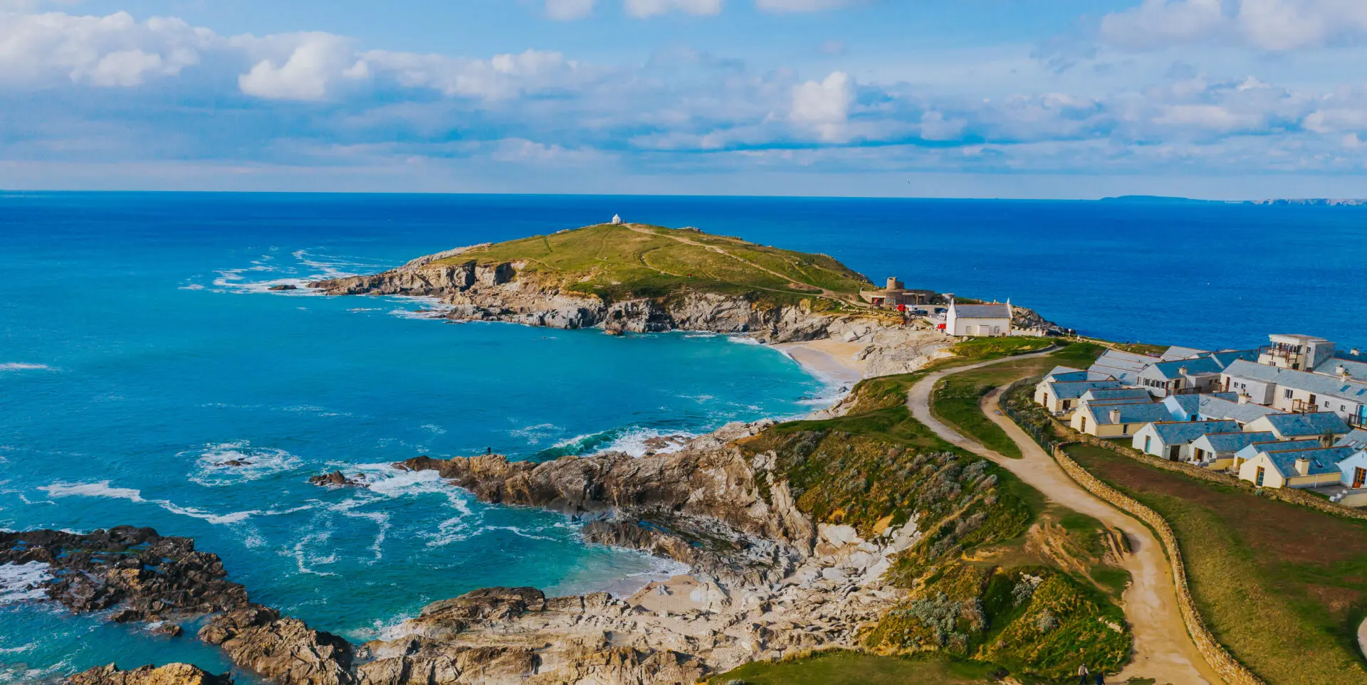 beautiful cornish coastline in newquay