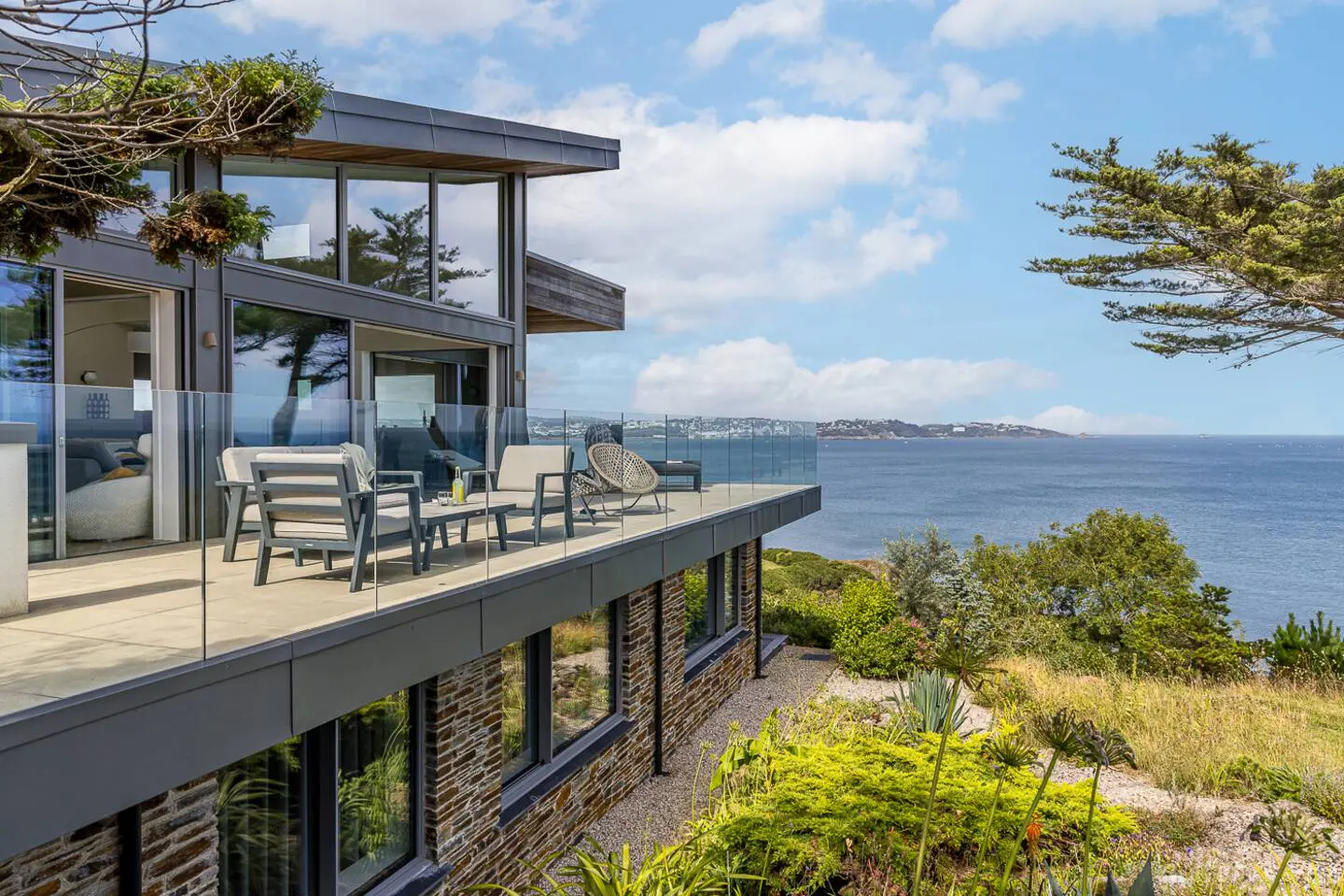 Coastal airbnb property in Torbay