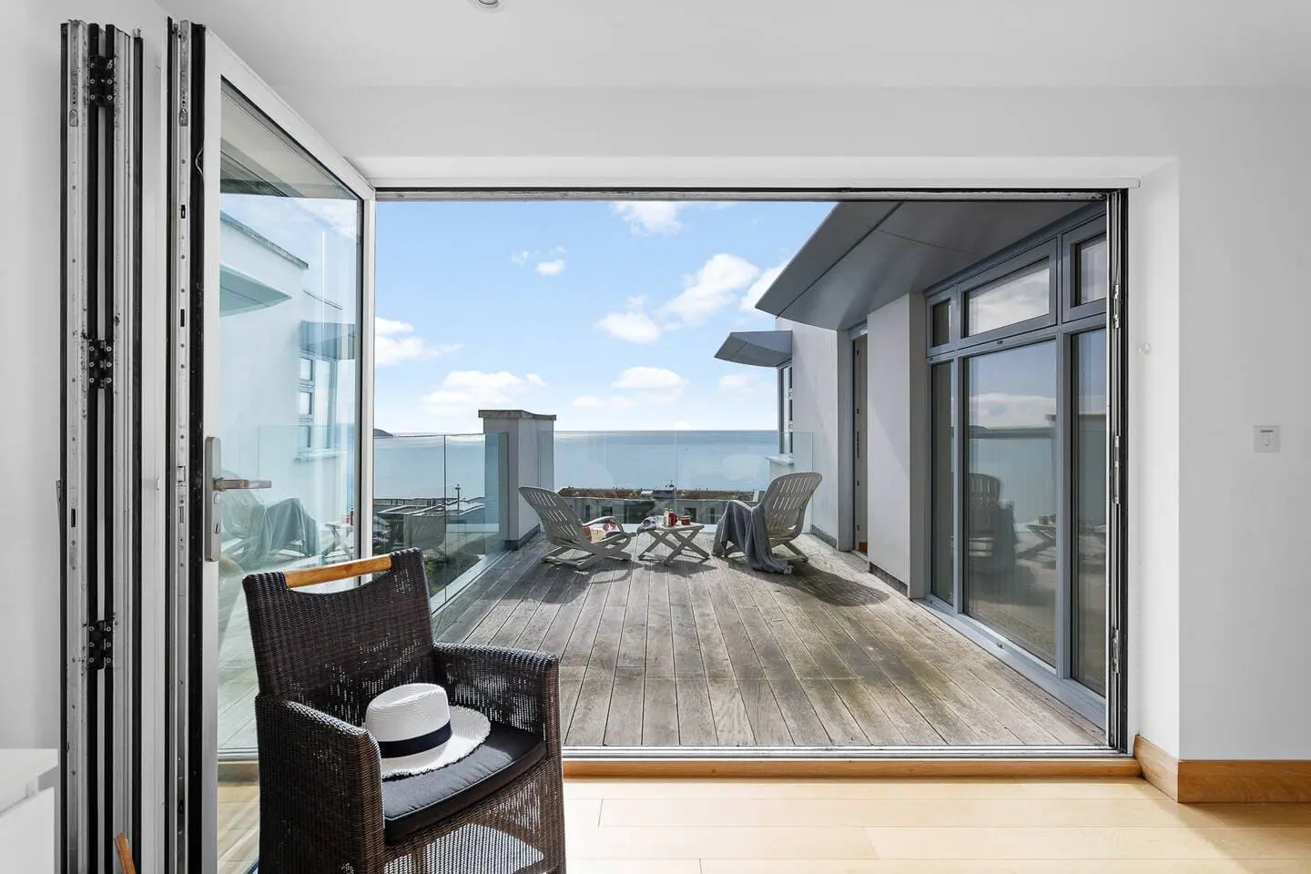 Modern, panoramic sea views nr Charlestown & Fowey